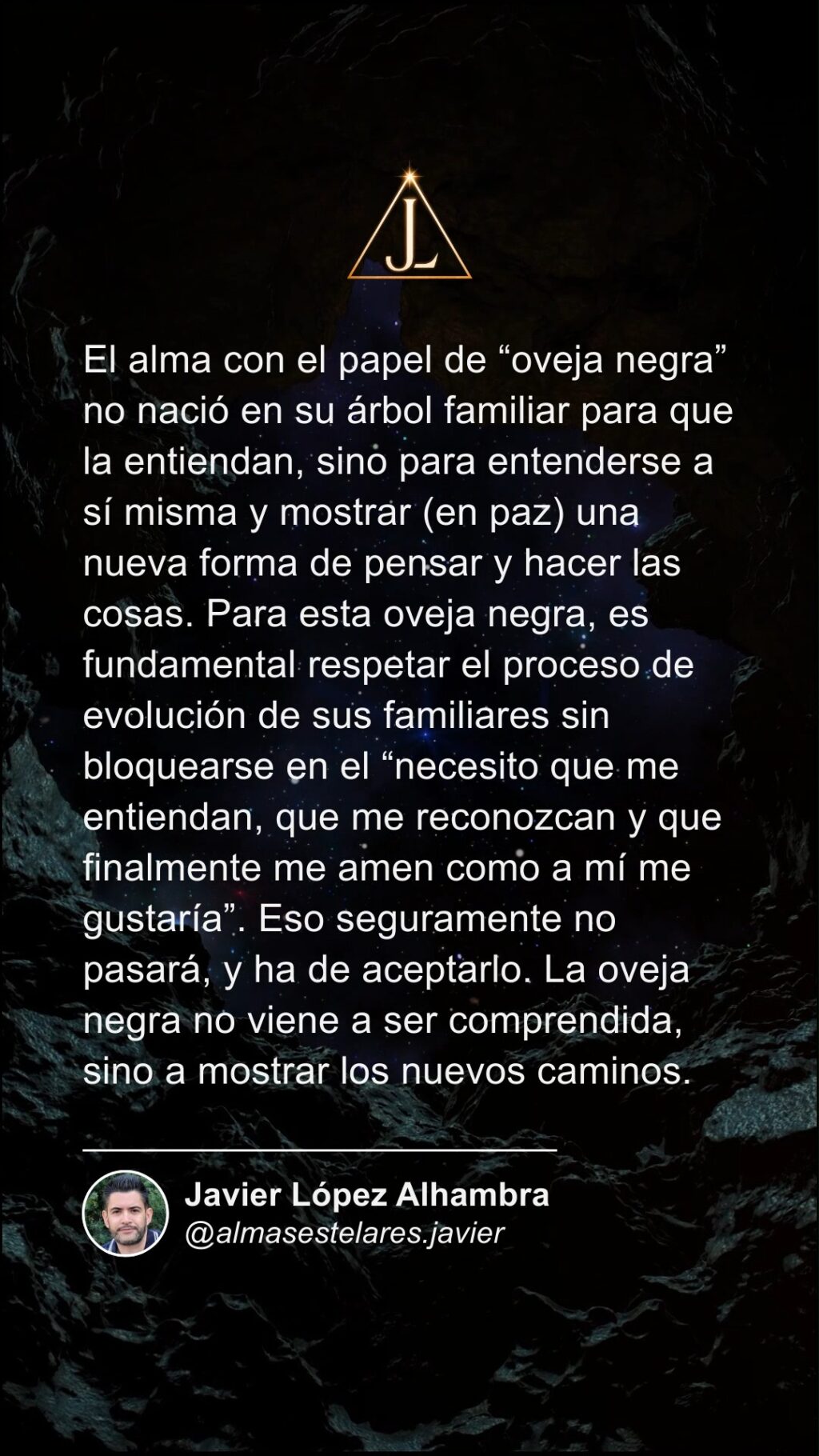 Instagram post from almasestelares.javier. This post is in position 0.