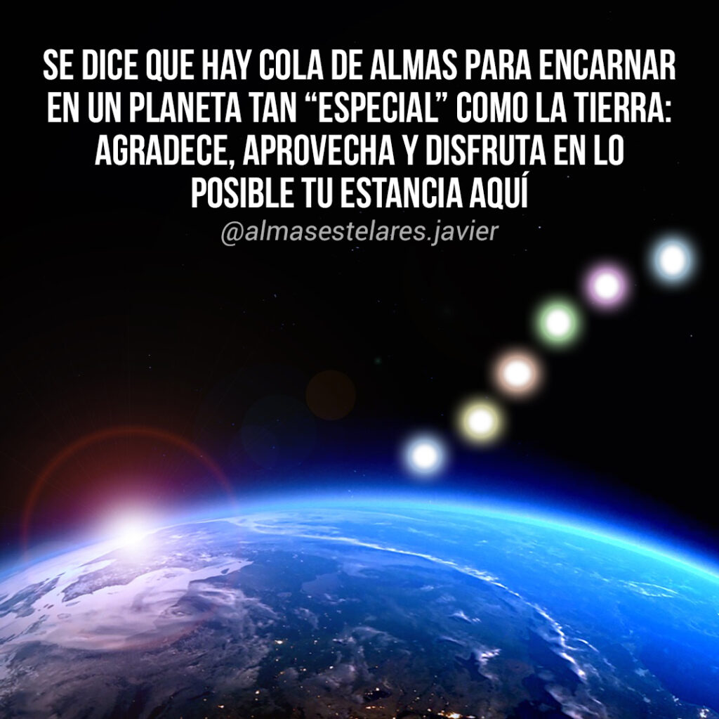 Instagram post from almasestelares.javier. This post is in position 4.