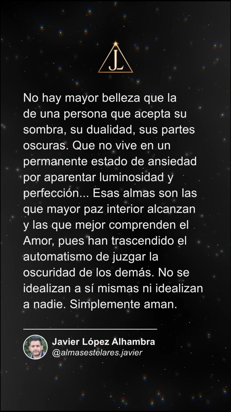 Instagram post from almasestelares.javier. This post is in position 1.